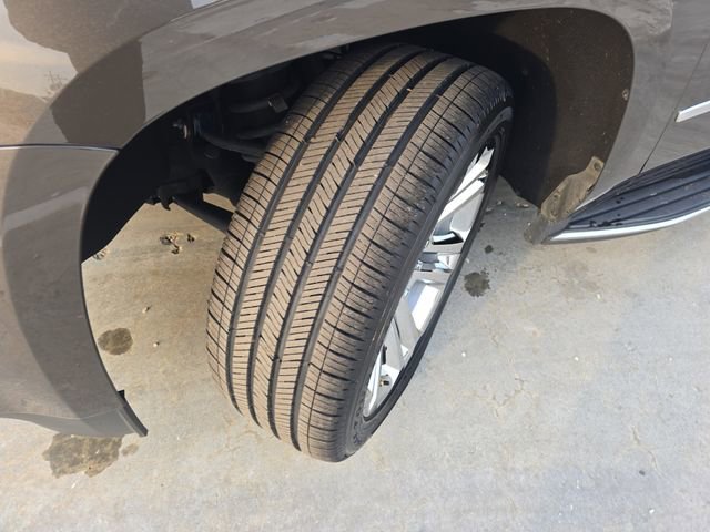 Used 2019 GMC Yukon SLT w/ Premium Edition image 26