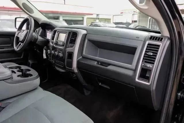 Used 2018 RAM 1500 Express w/ Black Ram 1500 Express Group image 18