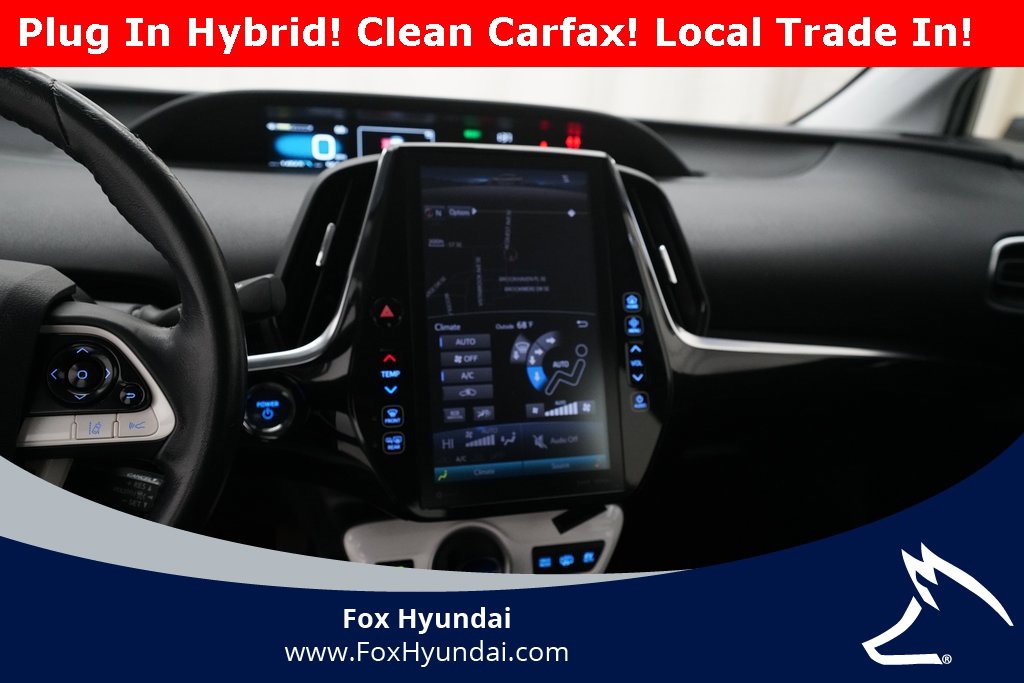 Used 2017 Toyota Prius Prime Premium image 6