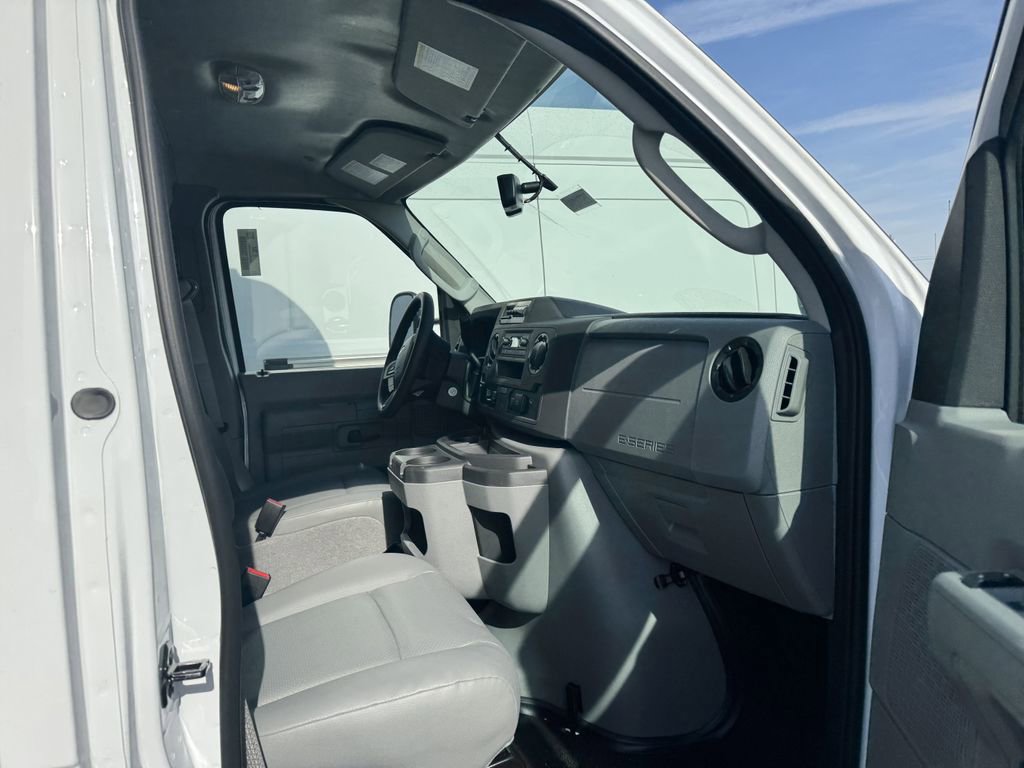New 2025 Ford E-350 and Econoline 350 Super Duty w/ Power Equipment Group image 9