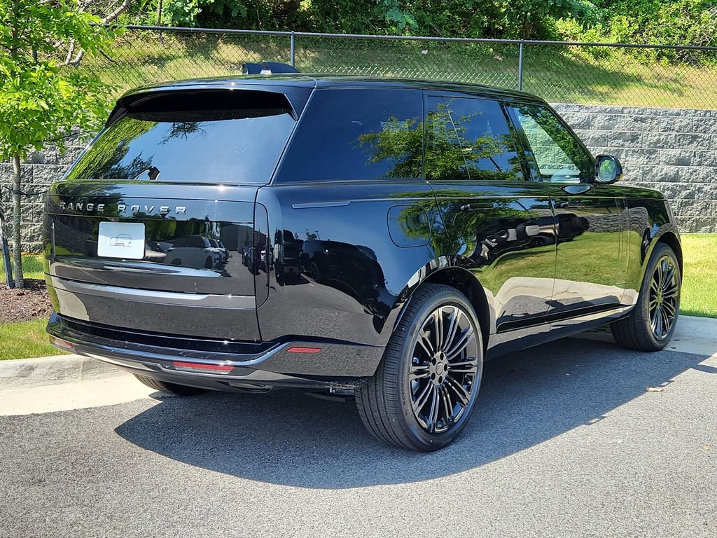 New 2026 Land Rover Range Rover SE AWD/4WD image 2