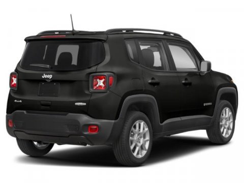 Used 2023 Jeep Renegade Latitude image 2
