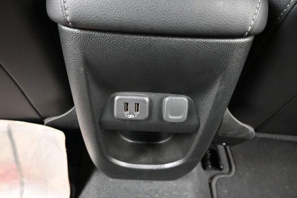 Used 2022 Chevrolet Colorado ZR2 AWD/4WD image 17