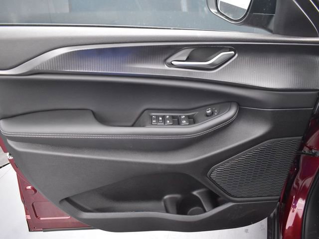 New 2025 Jeep Grand Cherokee L Laredo w/ Trailer Tow Package image 13