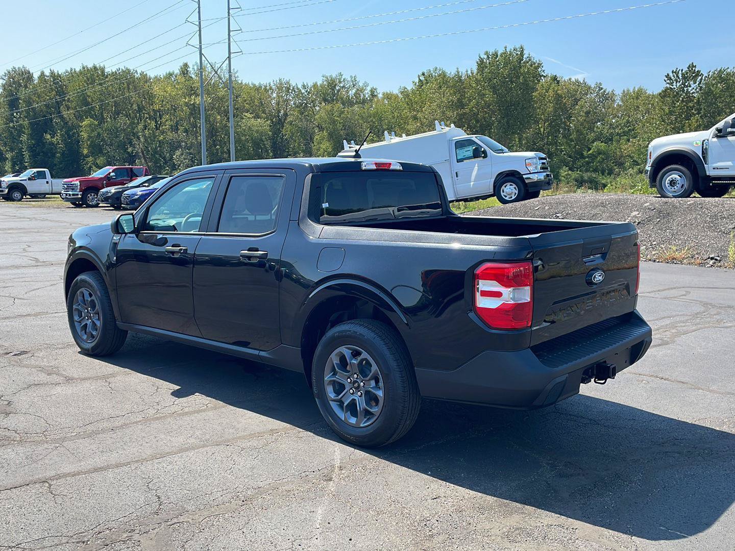 New 2026 Ford Maverick XLT w/ Equipment Group 301A AWD/4WD image 3