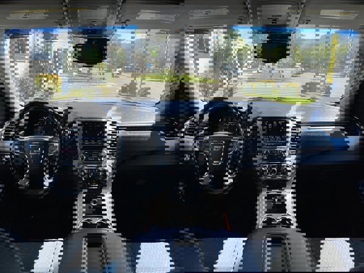 Used 2016 GMC Yukon SLE w/ Convenience Package image 12