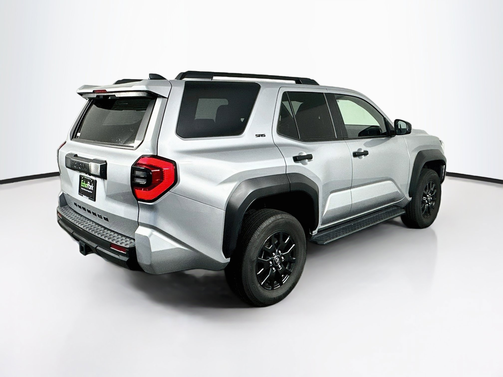 Used 2025 Toyota 4Runner SR5 AWD/4WD image 9