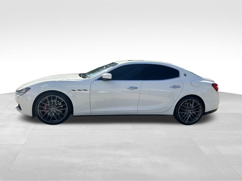 Used 2016 Maserati Ghibli S image 2