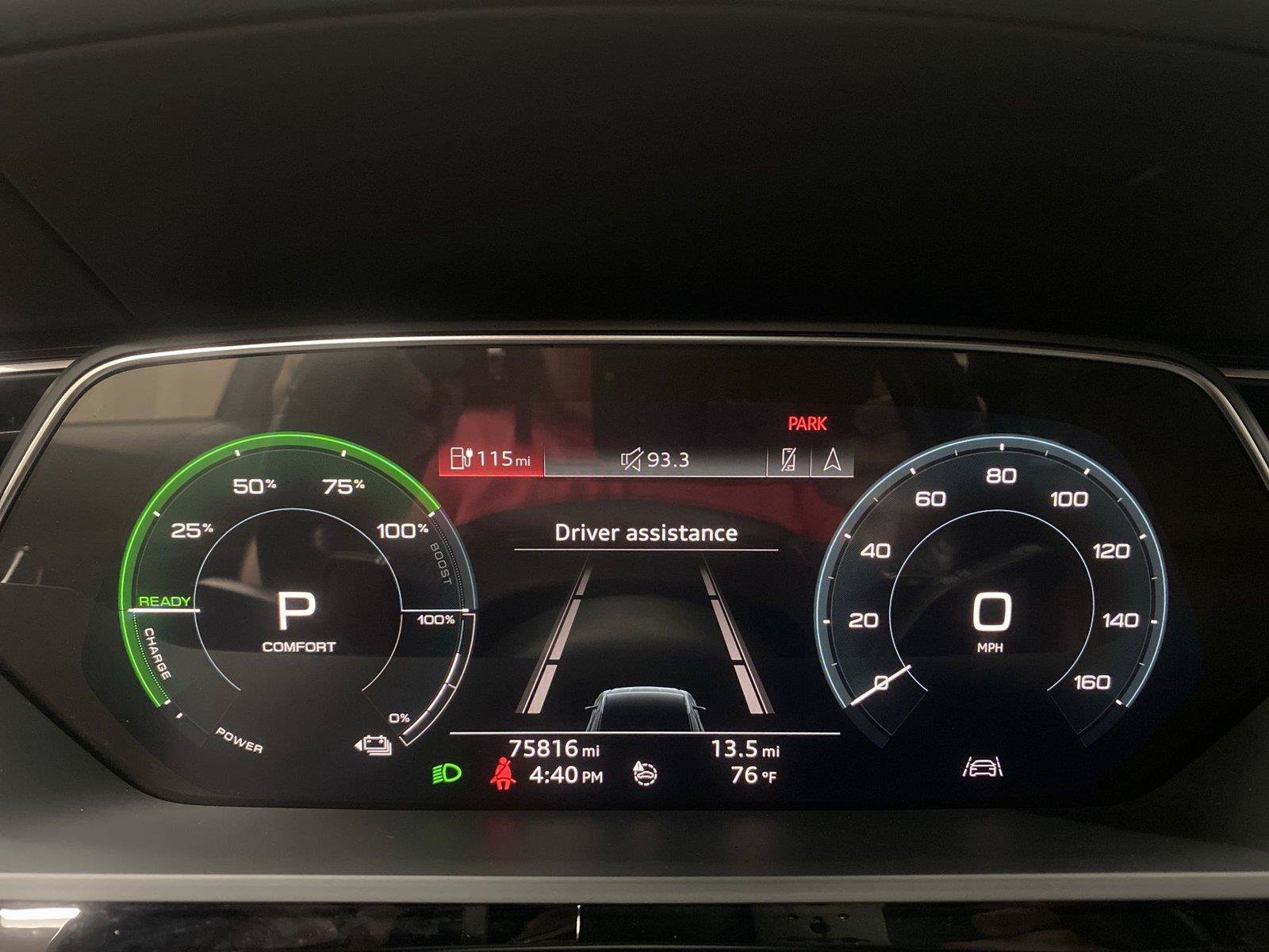 Used 2019 Audi e-tron Prestige w/ Prestige Package AWD/4WD image 14