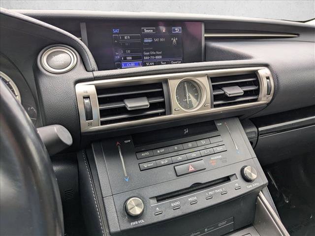 Used 2016 Lexus IS 200t RWD image 13