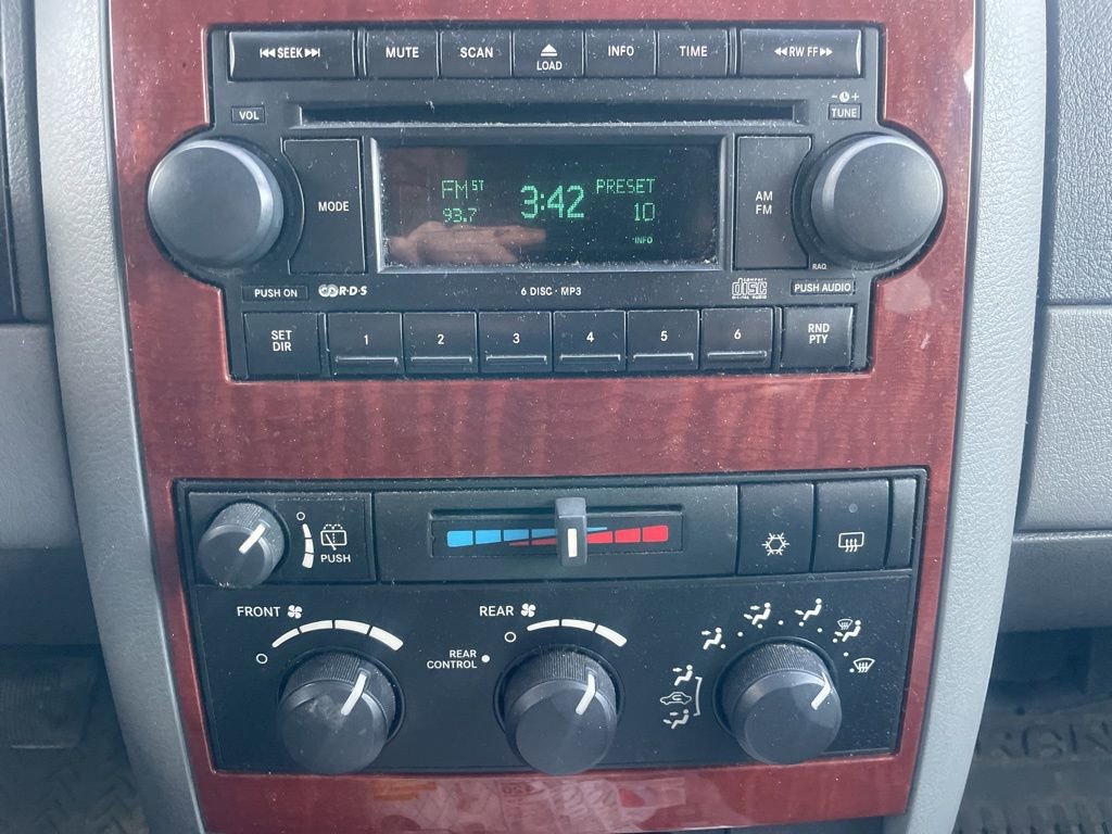 Used 2006 Dodge Durango SLT image 12