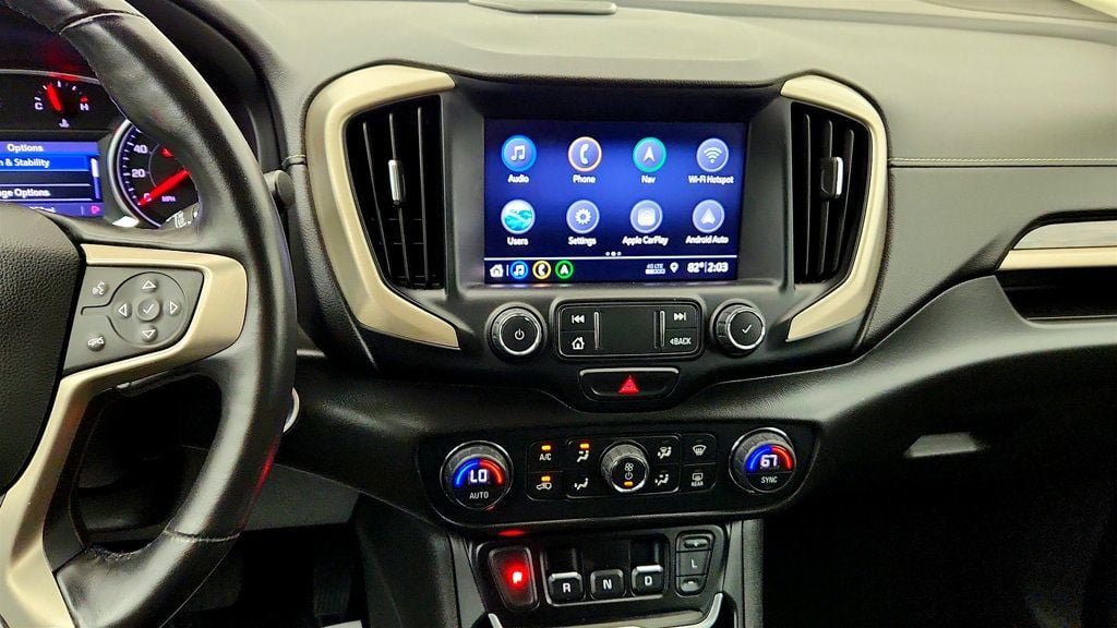 Used 2020 GMC Terrain Denali w/ Denali Premium Package FWD image 19