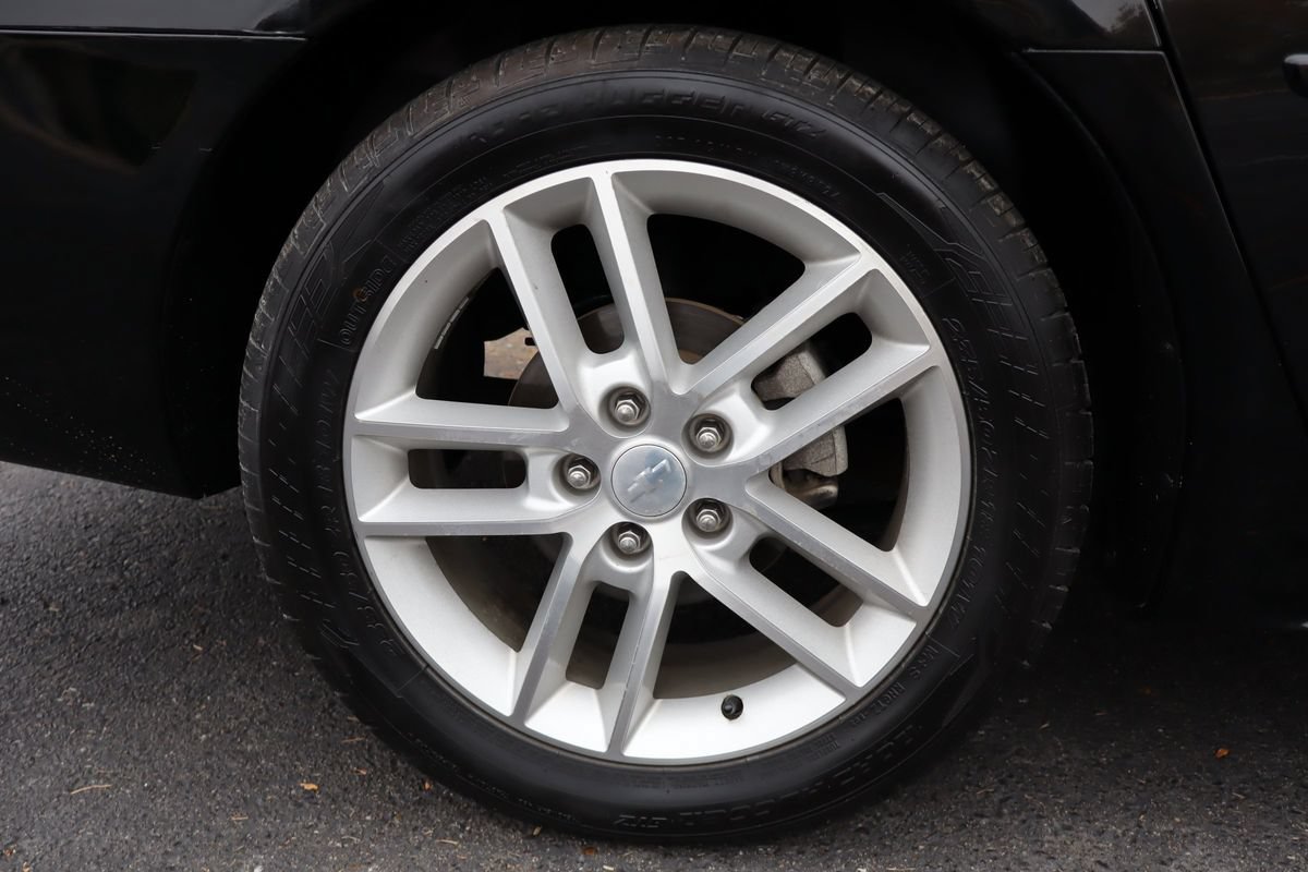 Used 2013 Chevrolet Impala LTZ FWD image 42