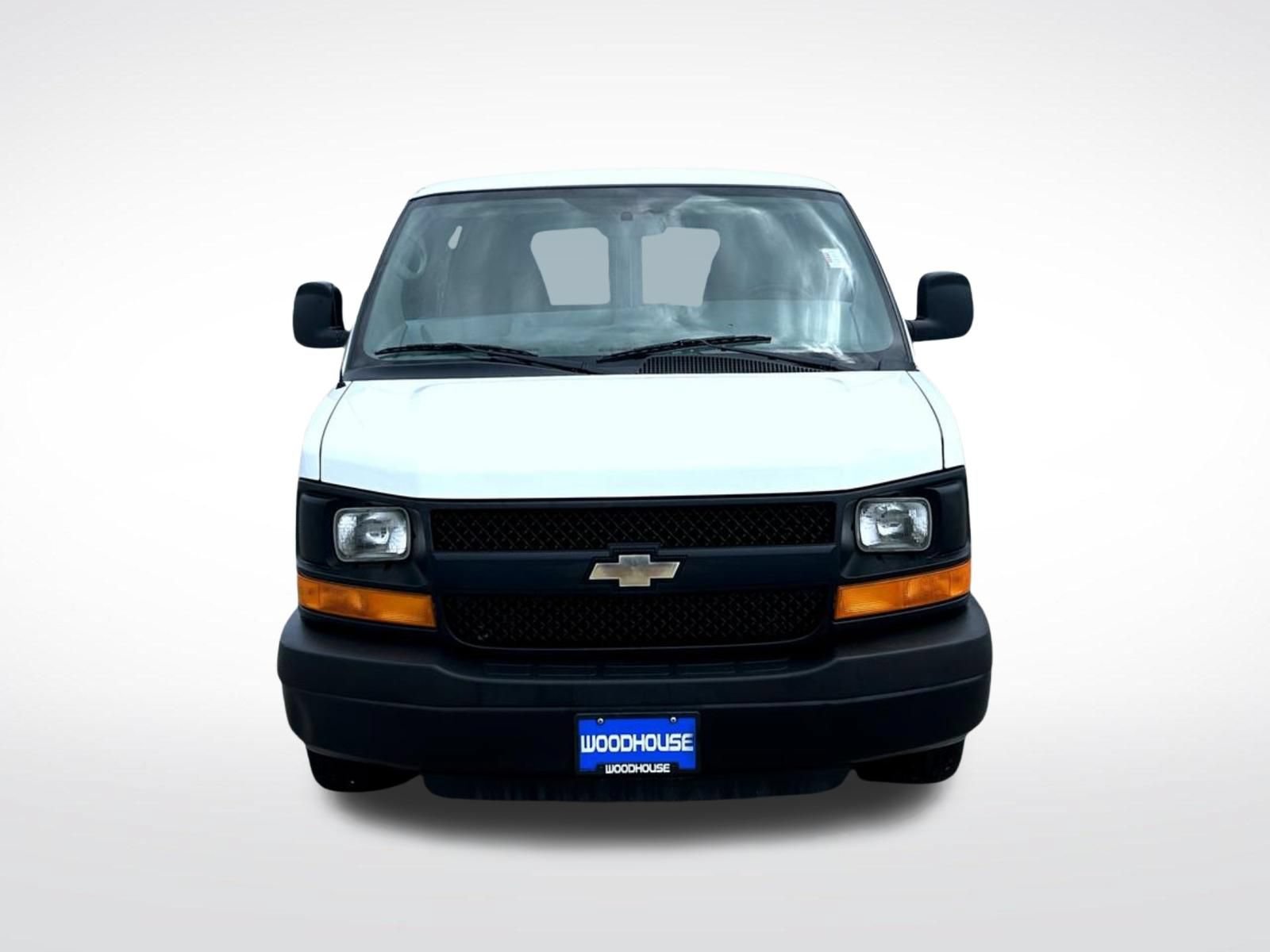 Used 2014 Chevrolet Express 1500 RWD image 3
