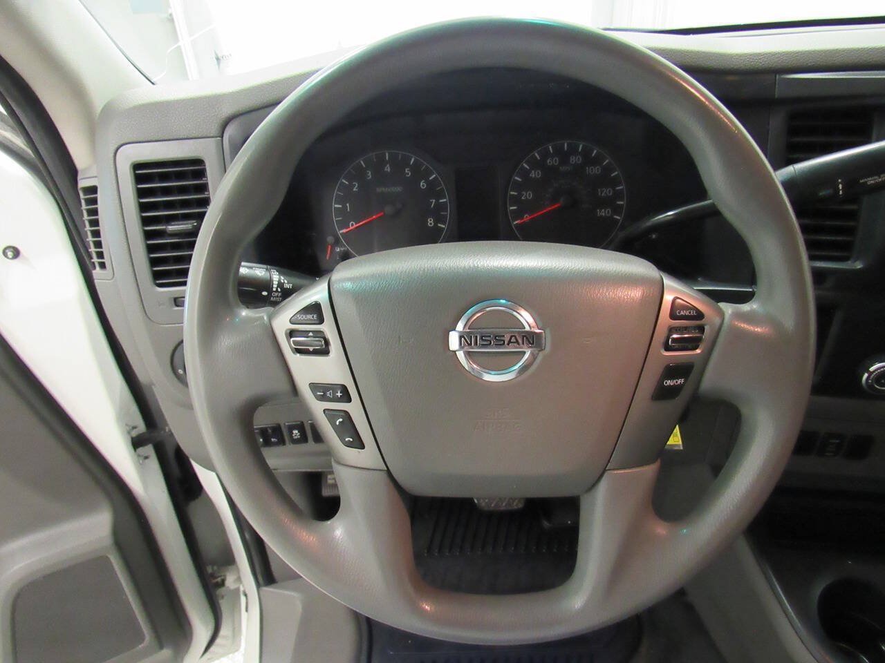 Used 2021 Nissan NV 2500 SV RWD image 40