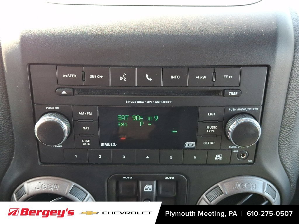 Used 2018 Jeep Wrangler Unlimited Sport S AWD/4WD image 19