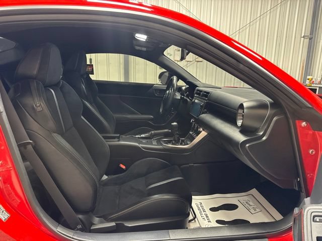Used 2023 Toyota GR86 Premium RWD image 21
