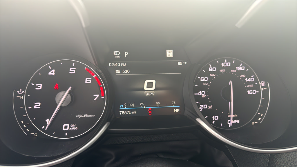 Used 2022 Alfa Romeo Giulia Ti AWD/4WD image 14