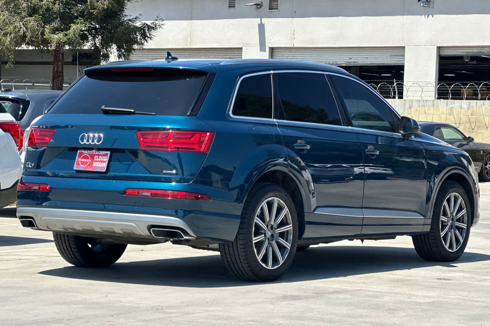 Used 2018 Audi Q7 2.0T Premium Plus w/ Premium Plus Package AWD/4WD image 3