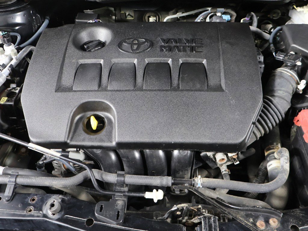 Used 2017 Toyota Corolla iM image 16