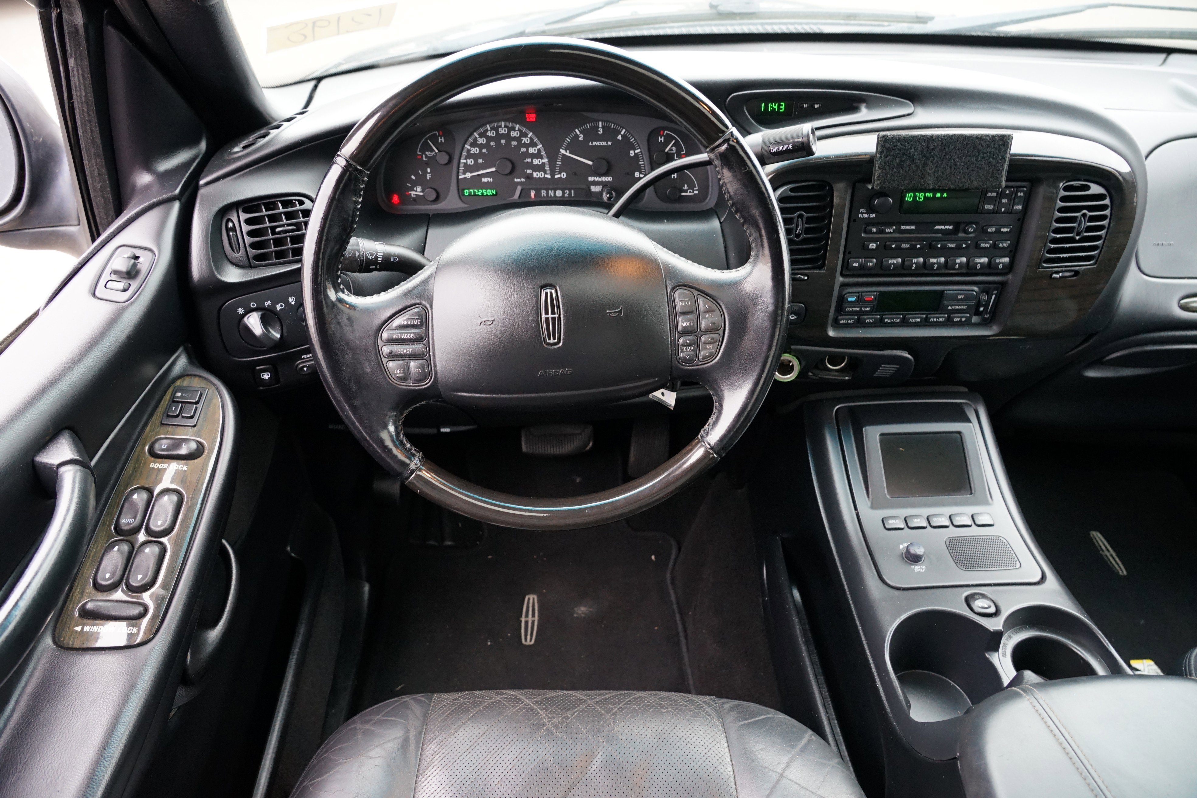 Used 2002 Lincoln Blackwood image 21