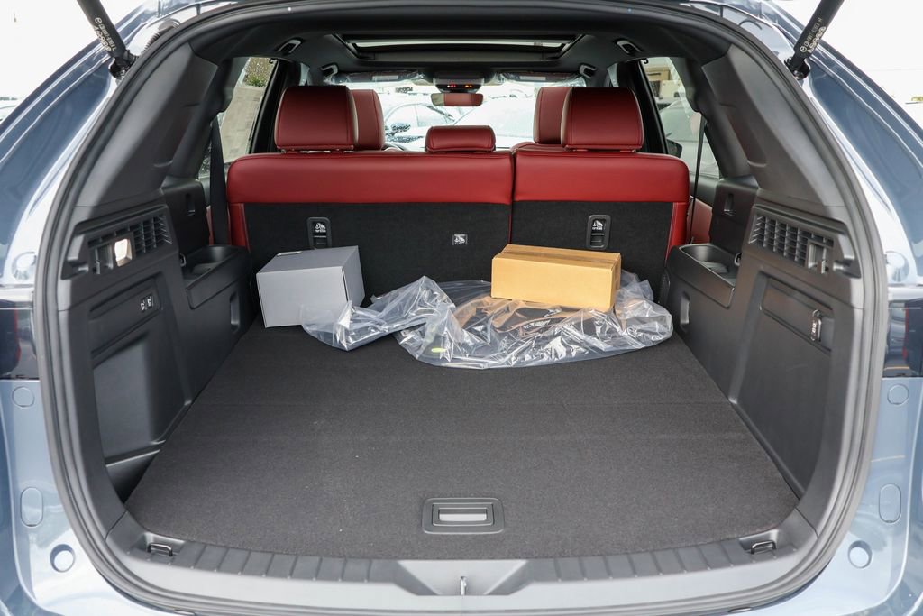 Used 2025 MAZDA CX-70 3.3 Turbo S w/ Premium Package image 33