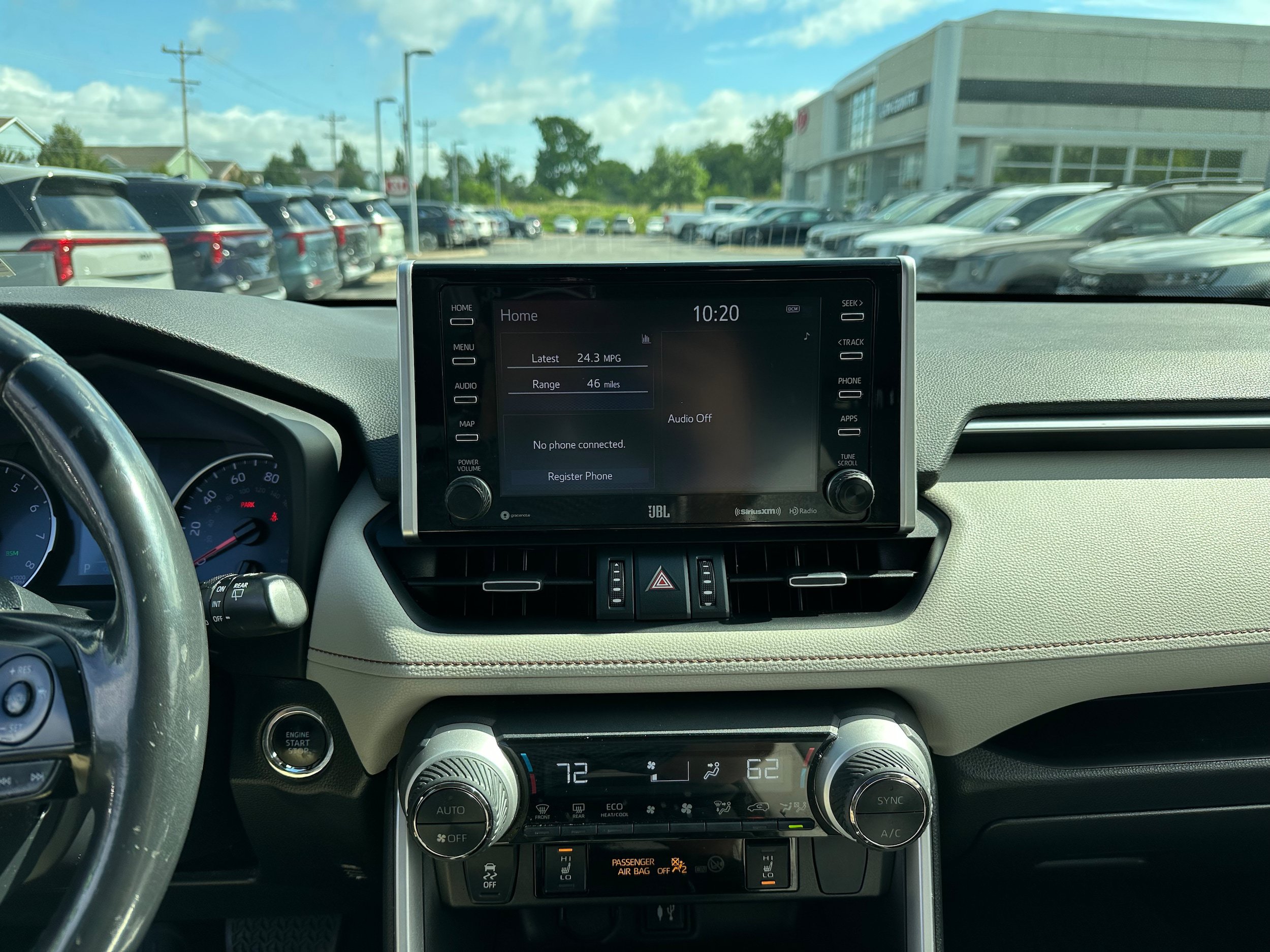 Used 2019 Toyota RAV4 XLE Premium w/ Cold Weather Package AWD/4WD image 28