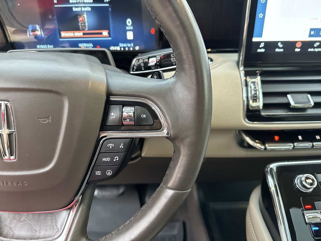 Used 2022 Lincoln Navigator L Reserve image 24