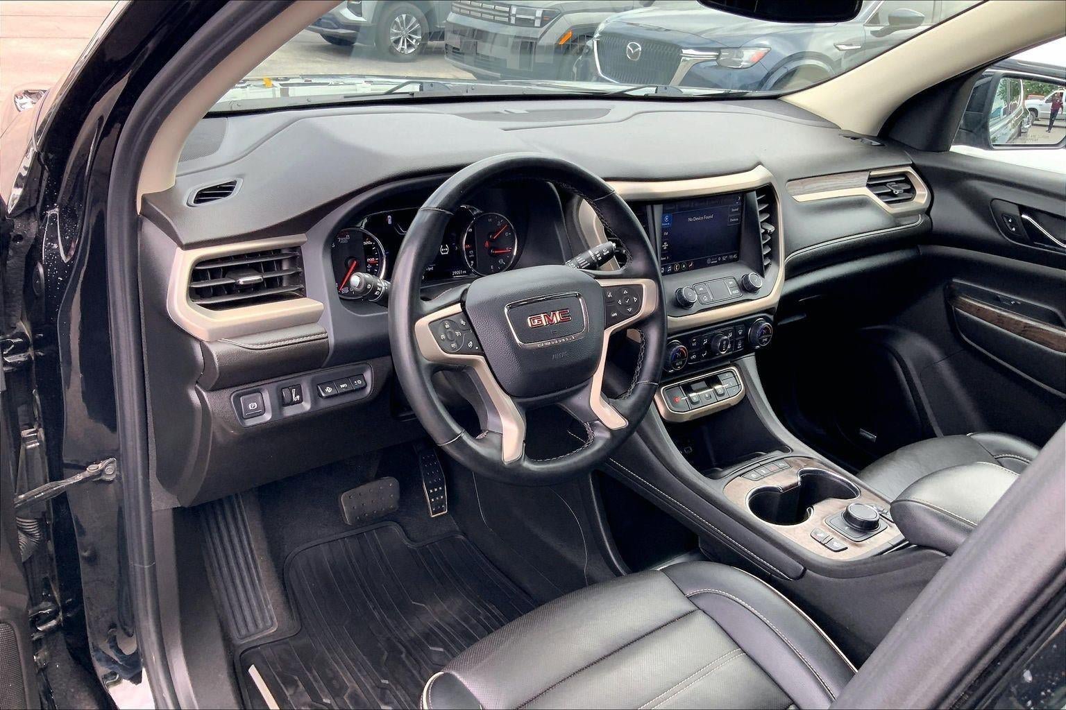 Used 2023 GMC Acadia Denali w/ Trailering Package AWD/4WD image 14