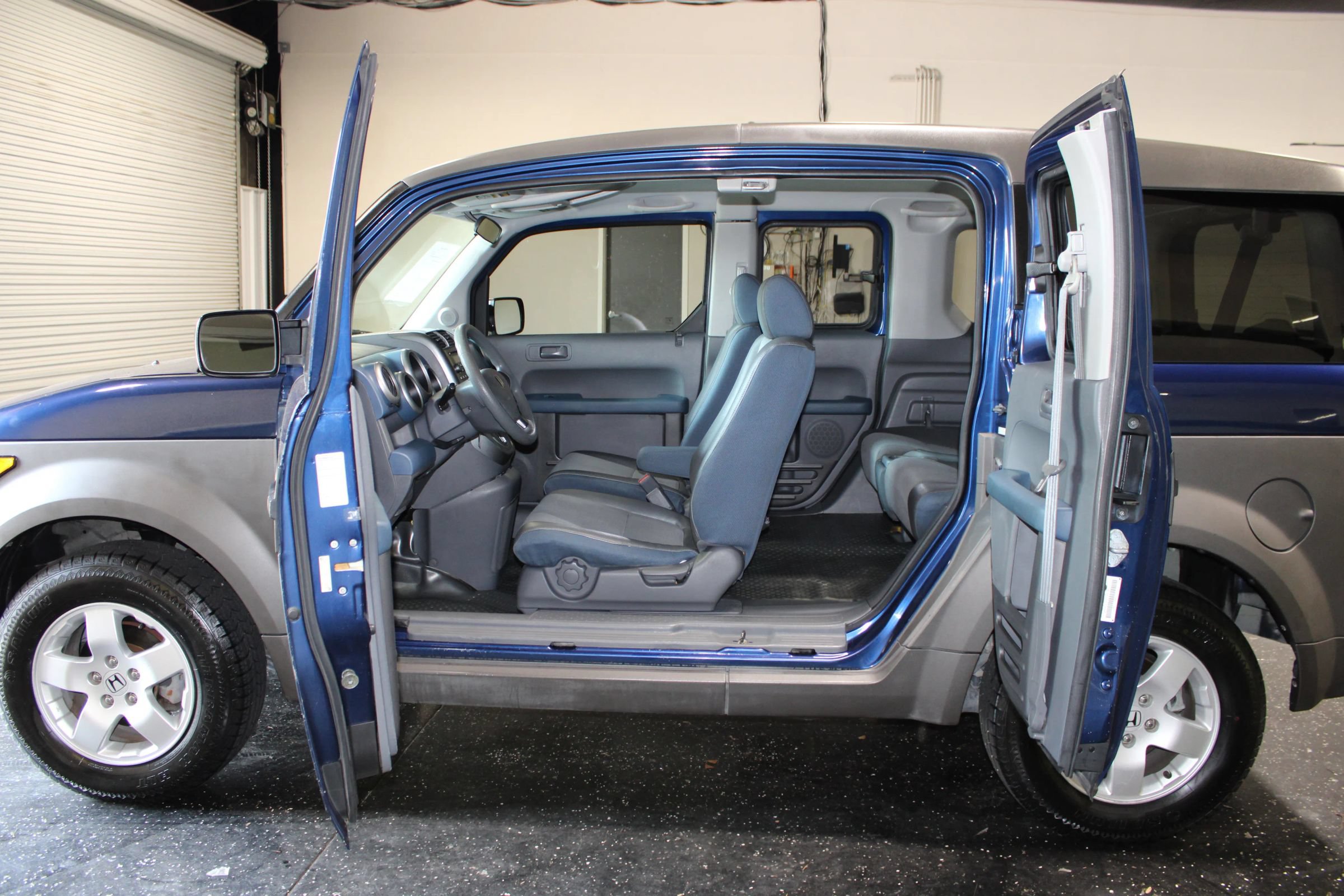 Used 2003 Honda Element EX image 18