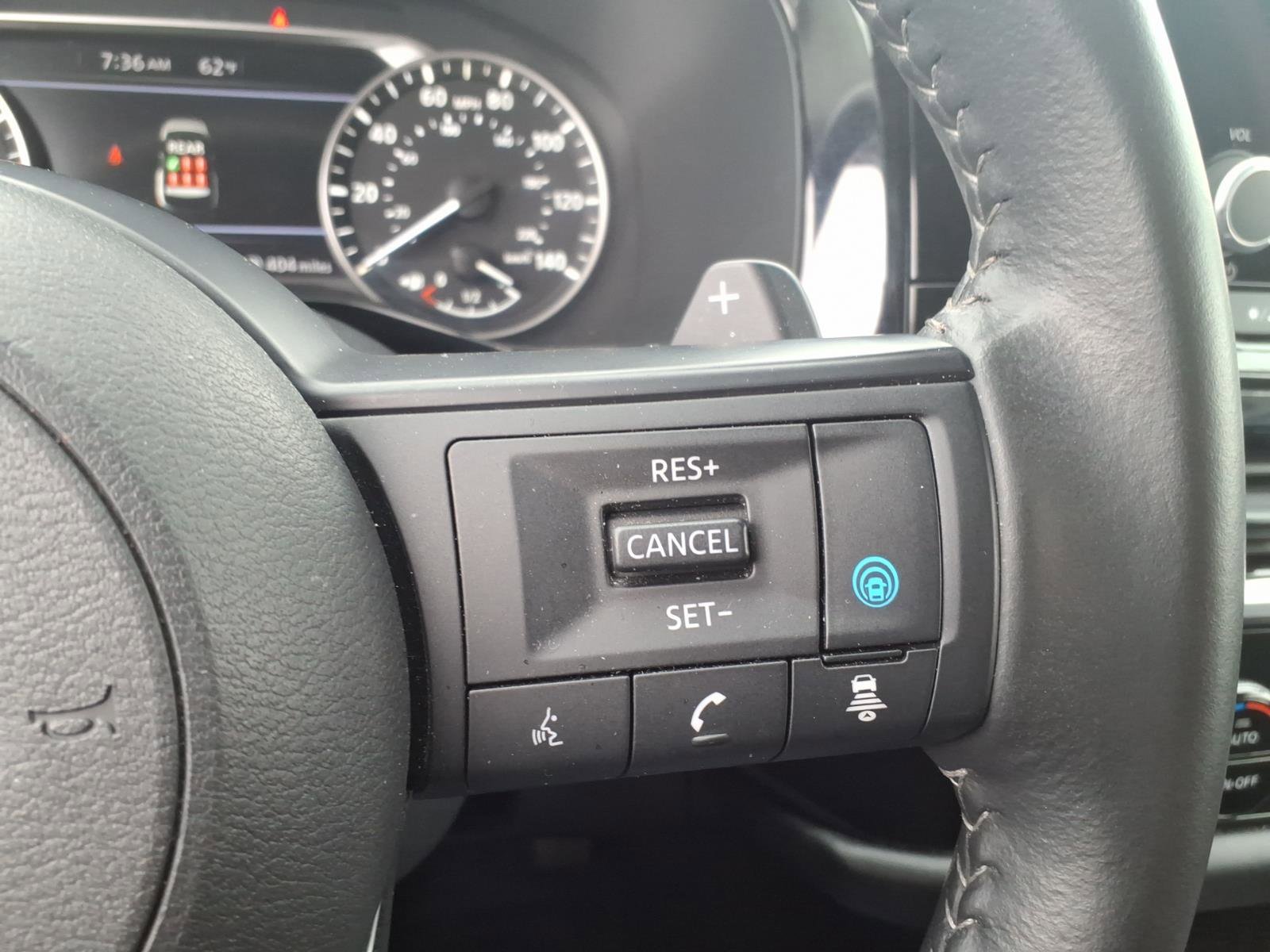 Certified 2025 Nissan Pathfinder SV FWD image 23