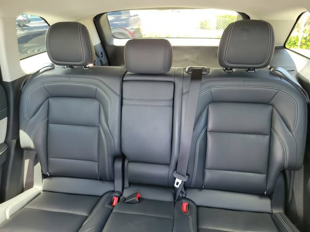 Used 2024 Lincoln Nautilus Premier AWD/4WD image 9