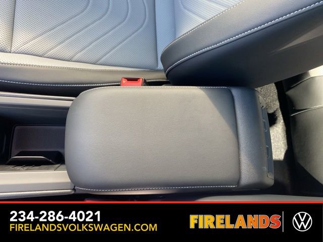 New 2025 Volkswagen Tiguan SE image 41