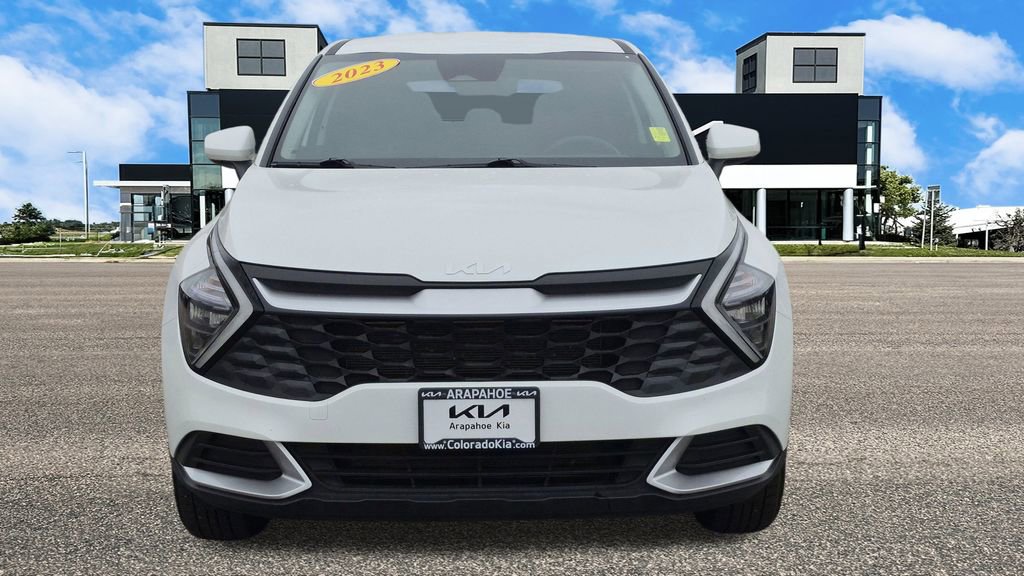 Used 2023 Kia Sportage LX image 3