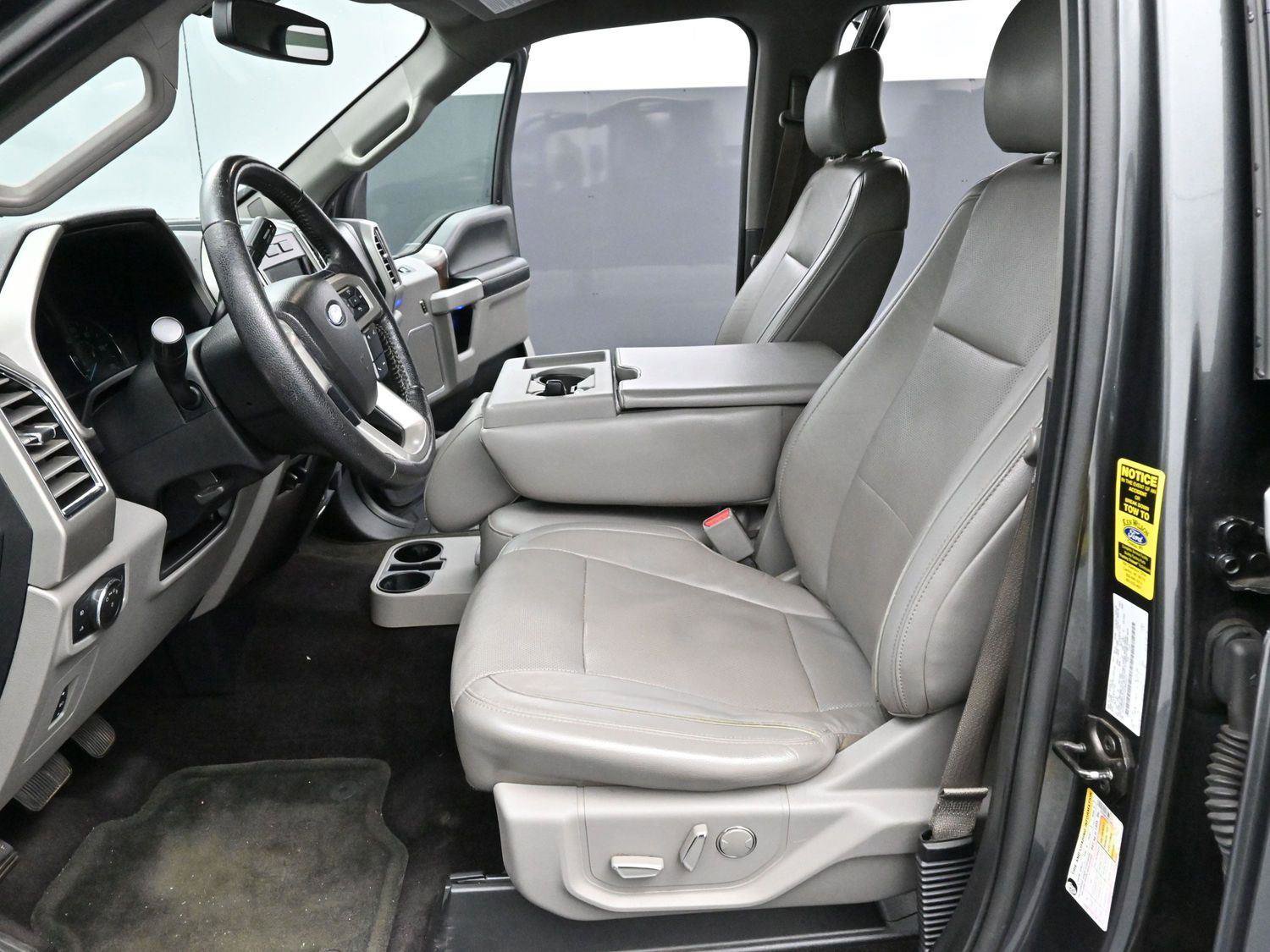 Used 2016 Ford F150 Lariat w/ Trailer Tow Package image 12