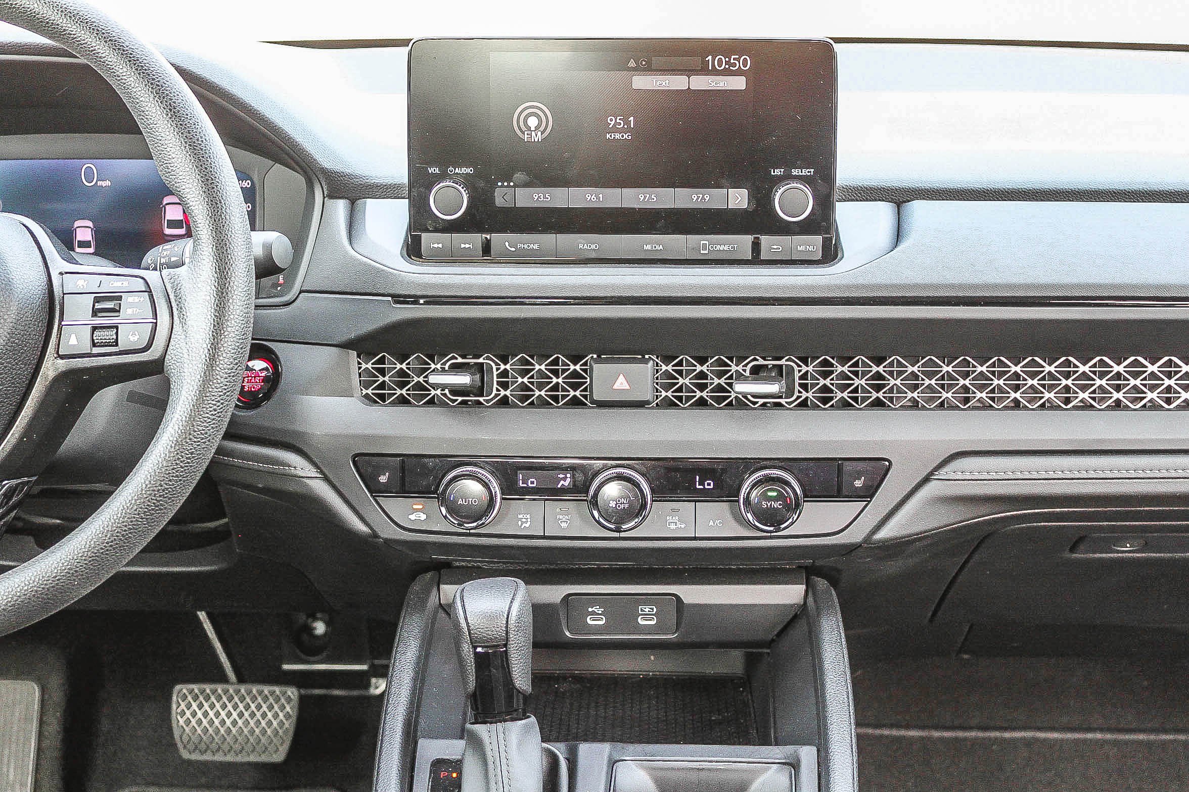 Used 2025 Honda Accord SE image 15