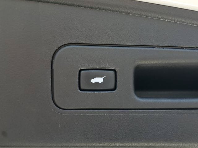 Used 2020 Acura MDX FWD image 9