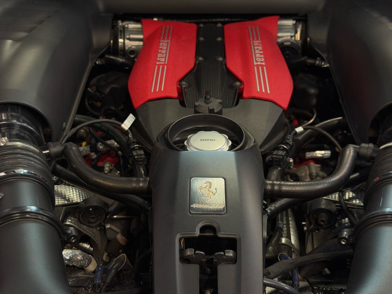 Used 2018 Ferrari 488 GTB RWD image 41