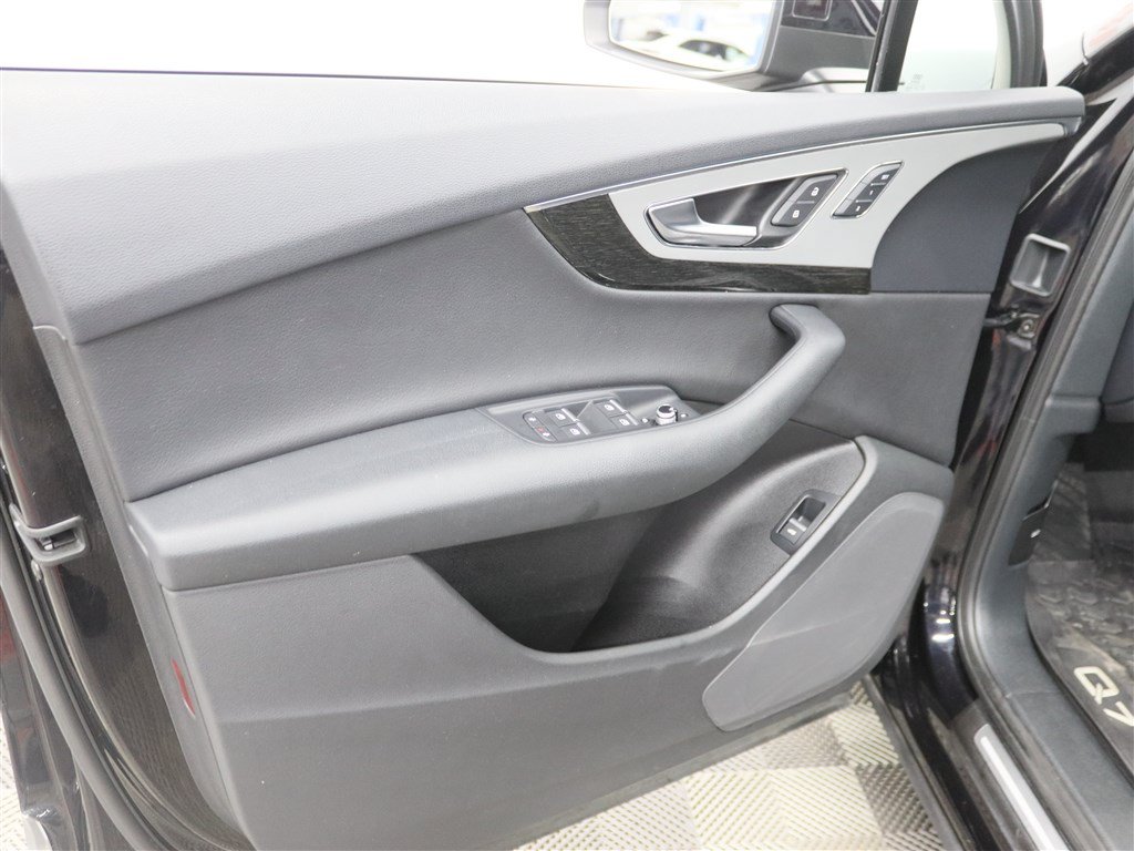 Used 2019 Audi Q7 2.0T Premium w/ Convenience Package AWD/4WD image 15