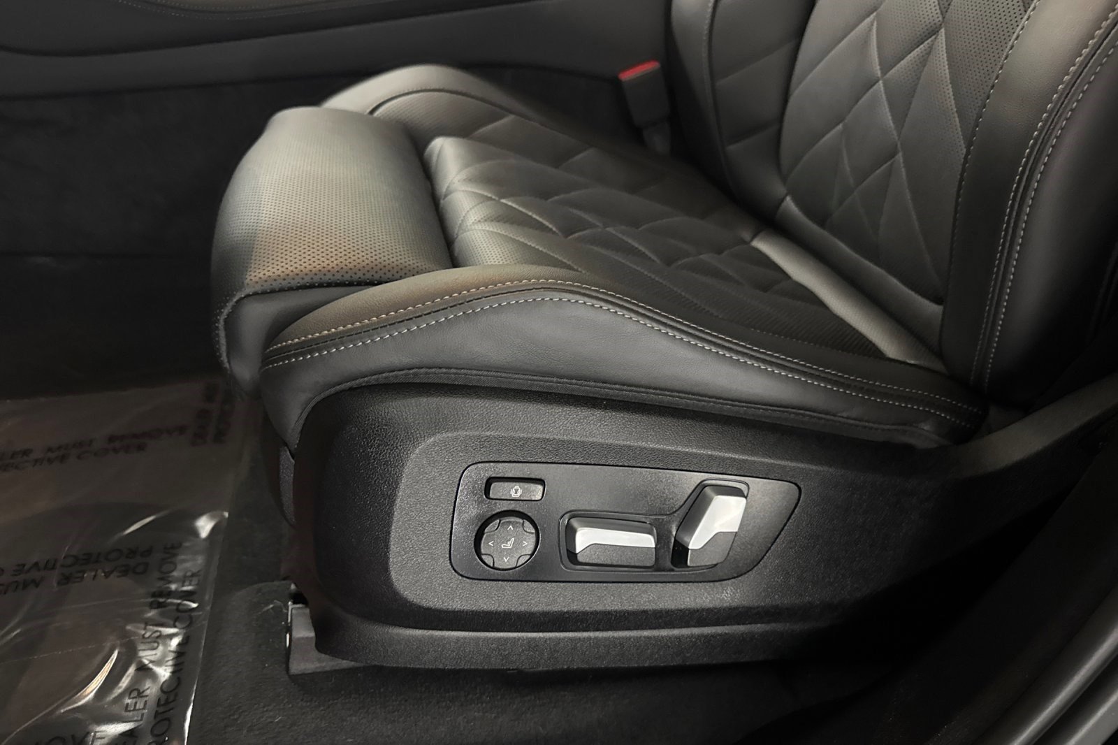 Certified 2023 BMW X5 xDrive45e w/ Climate Comfort Package image 15