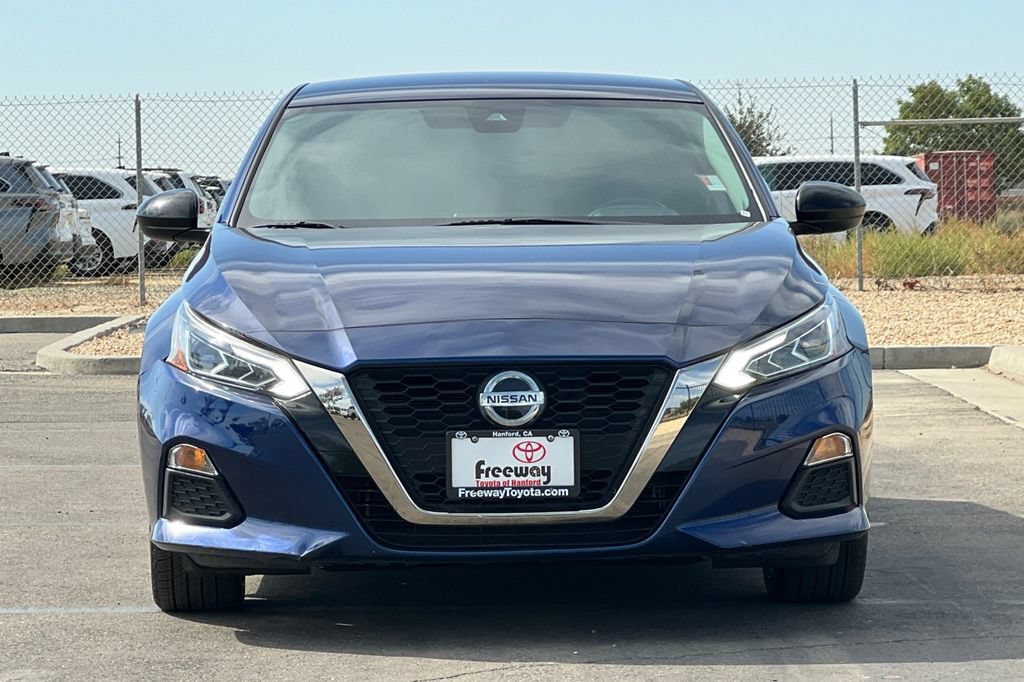 Used 2022 Nissan Altima 2.5 SR FWD image 11