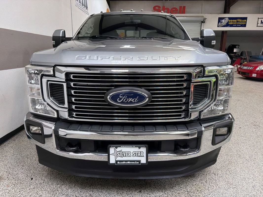 Used 2021 Ford F350 Lariat w/ Lariat Value Package AWD/4WD image 2
