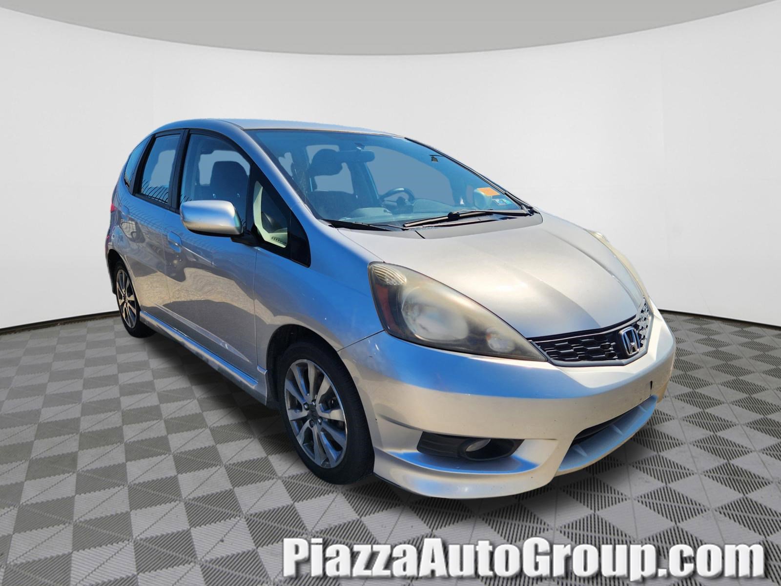 Used 2013 Honda Fit Sport image 1