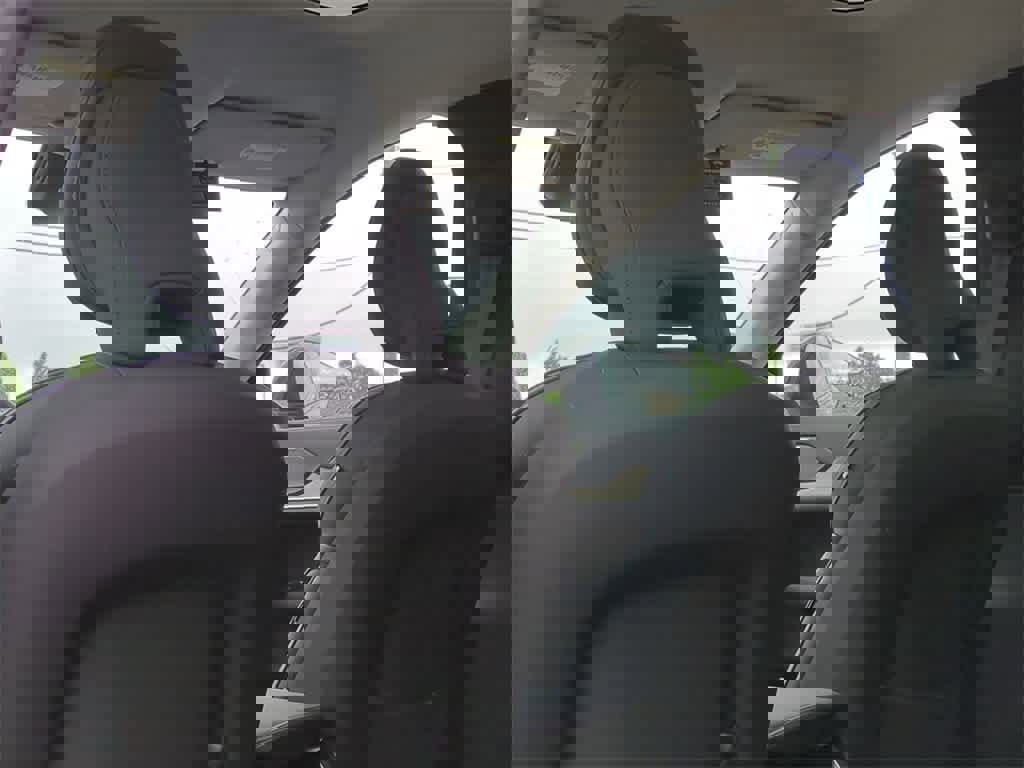 New 2025 Volvo EX90 Ultra image 17