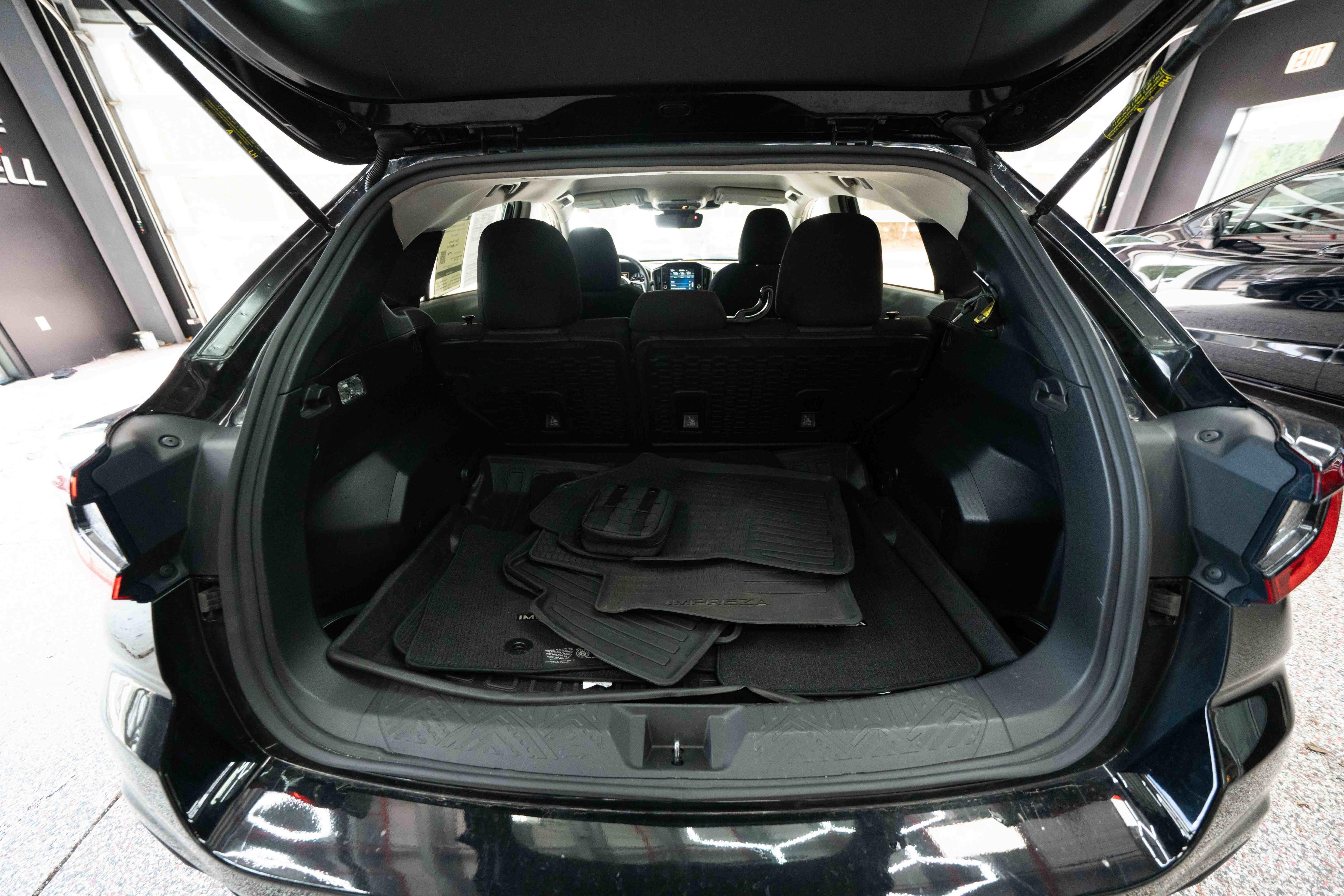 Used 2024 Subaru Impreza 2.0i Sport image 27