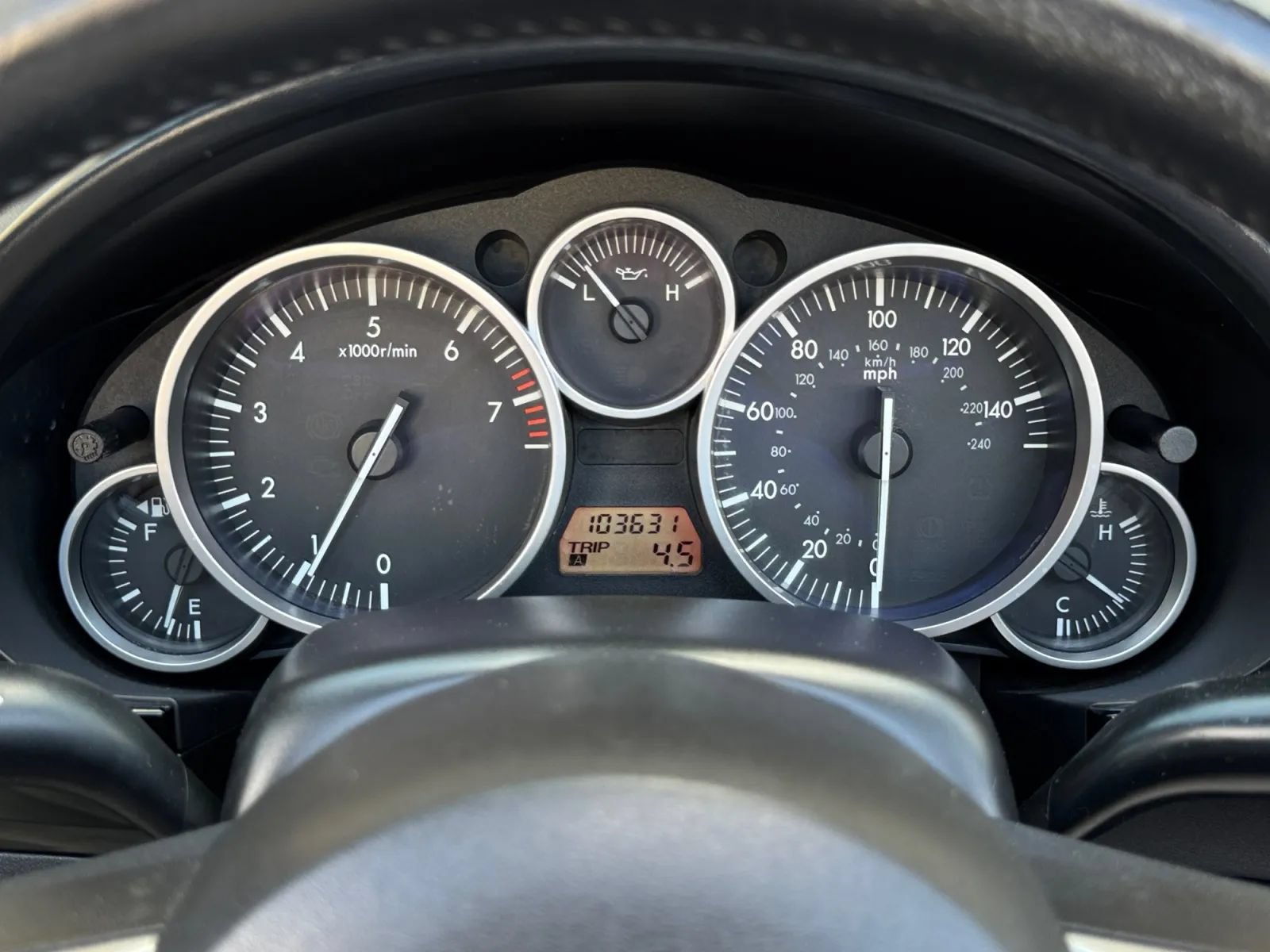 Used 2008 MAZDA MX-5 Miata Grand Touring w/ Premium Pkg RWD image 25
