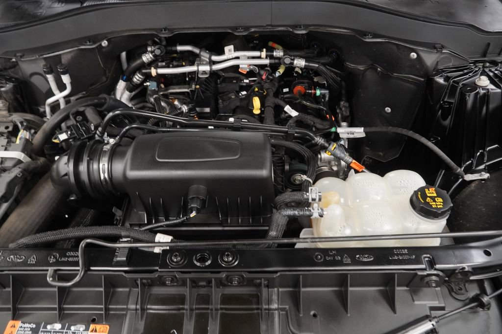 Used 2022 Ford Explorer XLT w/ Equipment Group 202A image 55