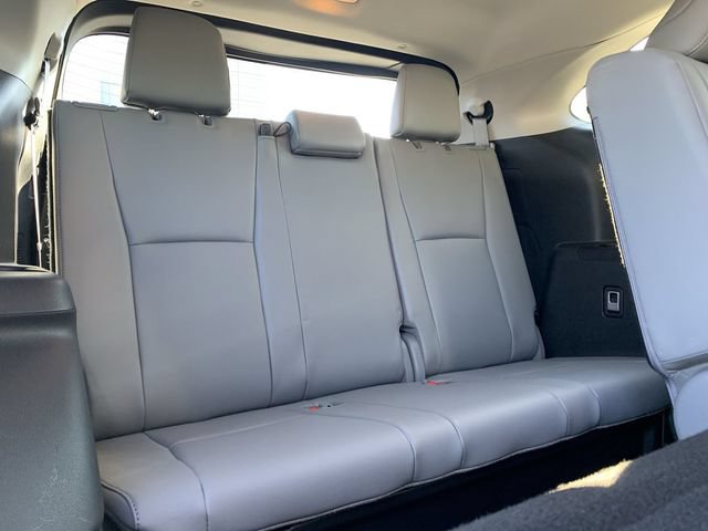 Used 2020 Toyota Highlander Limited AWD/4WD image 37