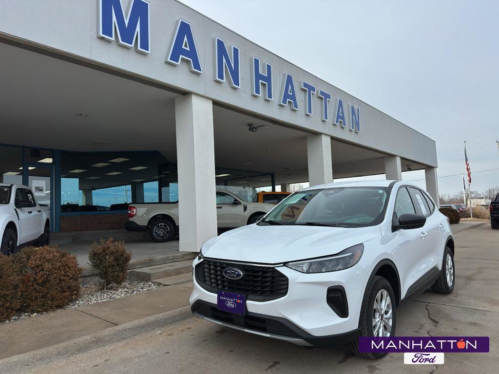 Used 2025 Ford Escape Active image 1