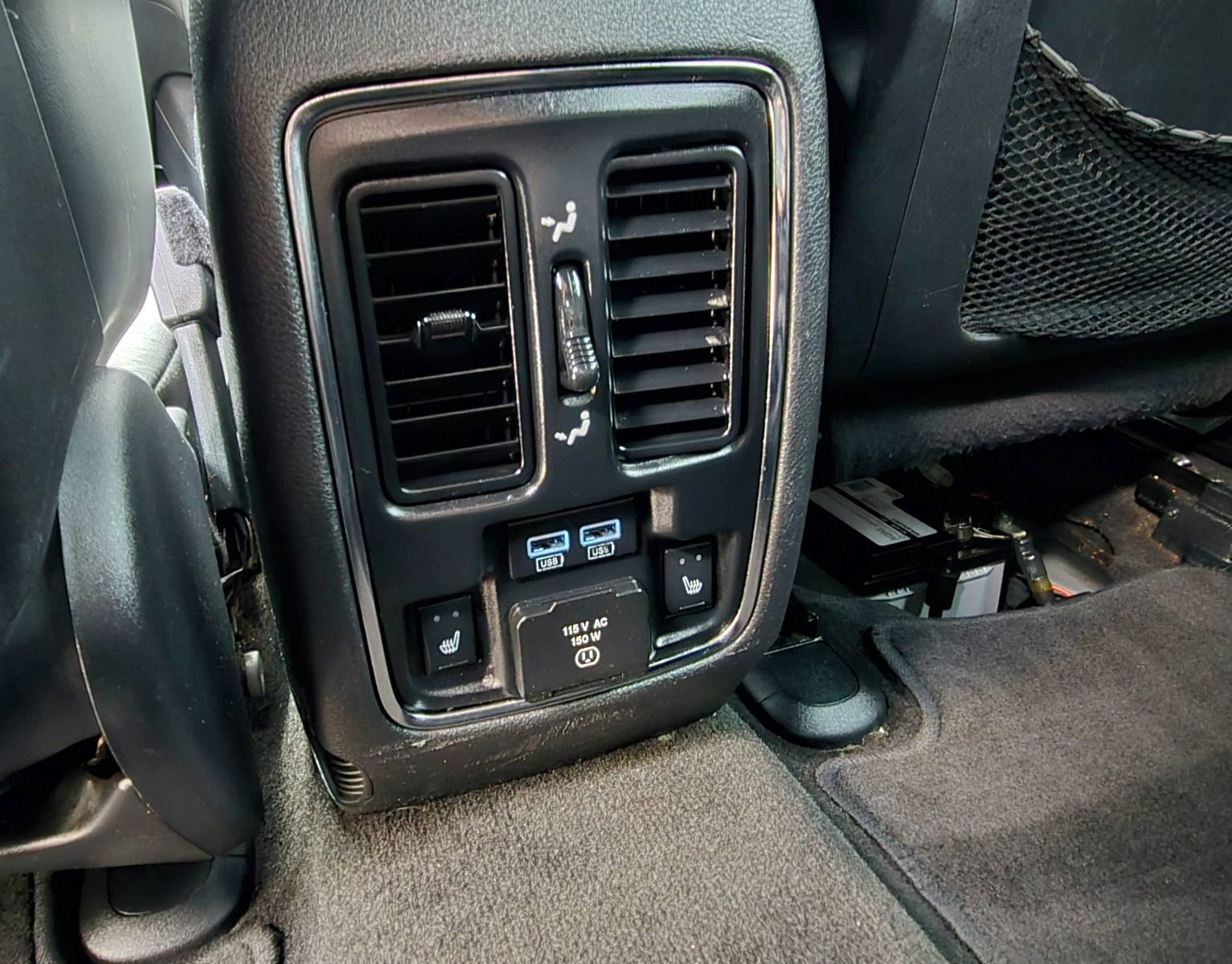 Used 2015 Dodge Durango Limited w/ Nav & Power Liftgate Group image 10